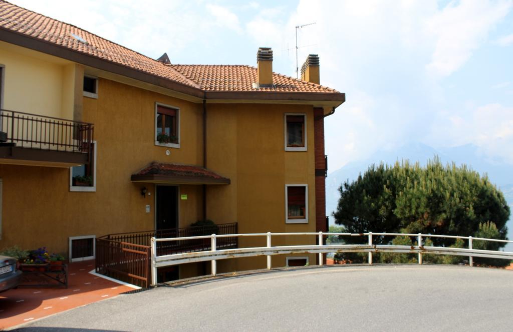 Casa Mattia By Holiday World Apartment Bellano Exterior photo